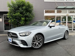 メルセデス・ベンツ Eクラスカブリオレ E200 スポーツ (BSG搭載モデル) 本革/ダークブラウン幌