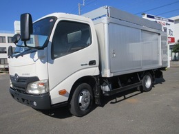 日野自動車 デュトロ 2トンセミロングボトルカー 