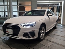 アウディ A4 40 TDI クワトロ Sライン ディーゼルターボ 4WD 