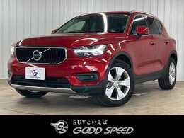 ボルボ XC40 B4 AWD モメンタム 4WD サンルーフ/AppleCarplay/全方位カメラ/ブ