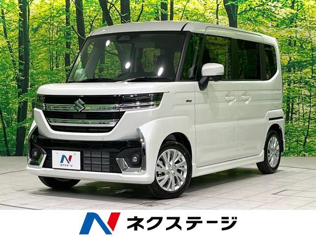 4WD　届出済未使用車　電動スライドドア　衝突被害軽減システム