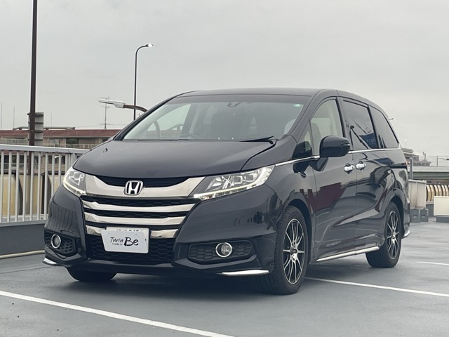 現在、別ストックヤードにてこの車両を保管しております。恐れ入りますが、ご来店の際にはあらかじめ日時をご予約いただきますようお願い致します。