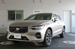 ボルボ XC60 アルティメット B5 AWD 4WD 登録済未使用車　サンルーフ　B＆W