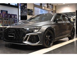アウディ RS3スポーツバック 2.5 4WD RSスポーツエグゾースト