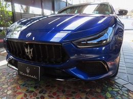 マセラティ ギブリ モデナ RWD Modena S フェラーリ製 V6ターボ (430馬力)