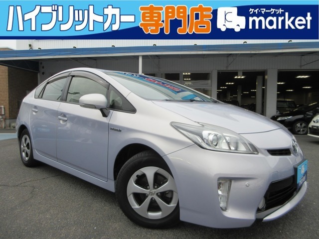 この度はハイブリッドカー＆コンパクトカー専門店Kmarketの車輌をご覧いただき、誠にありがとうございます！