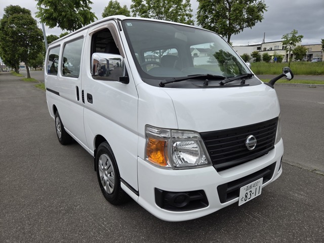 寒冷地仕様　リヤヒーター付です　スタットレス中古+冬ワイパー付きですよ