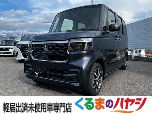 新型N-BOXカスタムです！届出済未使用車です！