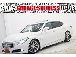 日産 シーマハイブリッド 3.5 VIP G サンルーフ/BOSEサウンド/黒革シート
