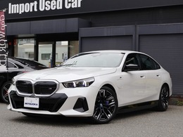 BMW i5 M60 xドライブ 4WD BMW保証＆サービス継承付 3千km