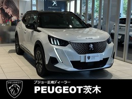プジョー SUV e-2008 GT 認定中古車　サンルーフ　電気自動車