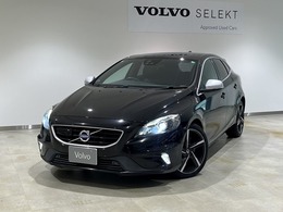 ボルボ V40 D4 Rデザイン ディーゼルターボ レザーシート　電動メモリーシート　ナビ