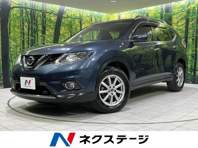 4WD　純正ナビ　全周囲カメラ　エマージェンシーブレーキ　禁煙車　ETC