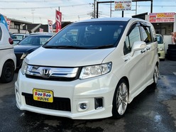 H26　ホンダ　フリードスパイク　ハイブリッド