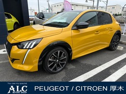 プジョー 208 GT カープレイ　シートヒーター　新車保証継承