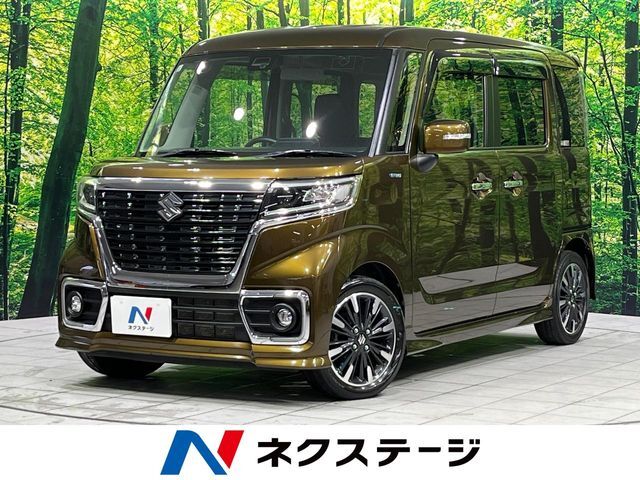 4WD　禁煙車　衝突軽減　ナビ　バックカメラ　両側電動ドア　フルセグ