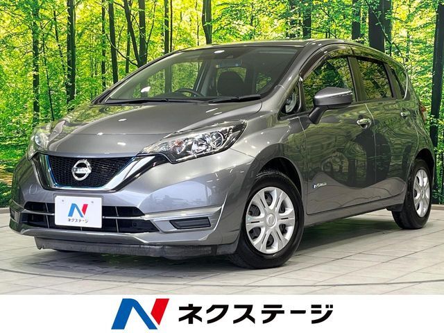 禁煙車　スマートキー　ETC　車線逸脱警報　オートライト　オートエアコン