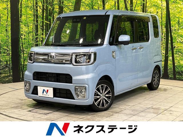フルセグ　禁煙車　バックカメラ　LED　スマートキー　LED　純正アルミ