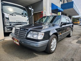 メルセデス・ベンツ Eクラスワゴン E280 ガレージ保管　R5年7月A/Tオーバーホール済