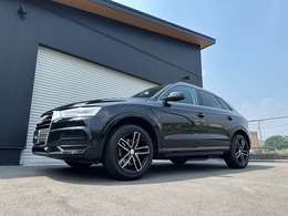 アウディ Q3 1.4 TFSI スポーツ バックカメラ　オートライト
