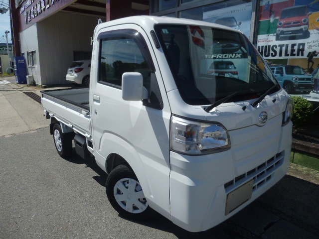 ワンオーナー車のハイゼットトラックスタンダードが当社下取車両として入庫いたしました。