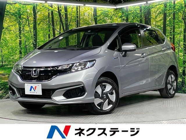 SDナビ　バックカメラ　寒冷地仕様　衝突被害軽減システム　スマートキー