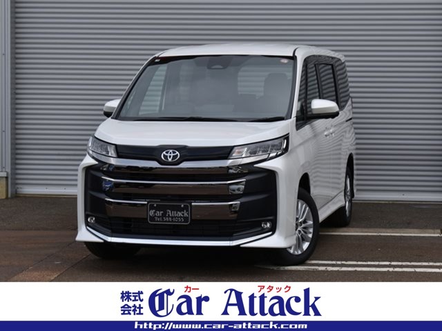 ☆4WD　登録済未使用車　大人気ノアが待たずに乗れます☆
