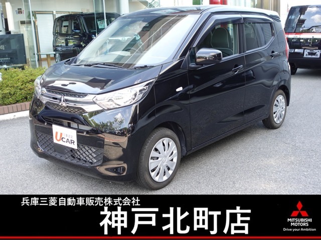 兵庫三菱自動車　神戸北町店です。この度は当店の在庫車をご覧いただきありがとうございます。ぜひ最後までご覧ください。当店は新車・中古車併設店舗です。整備工場もありますのでアフターサービスもお任せください