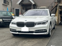 BMW 7シリーズ 740Li エクセレンス・パノラマサンルーフ・レーザ