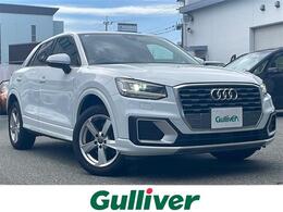 アウディ Q2 30 TFSI スポーツ バックカメラ クルコン シートヒーター