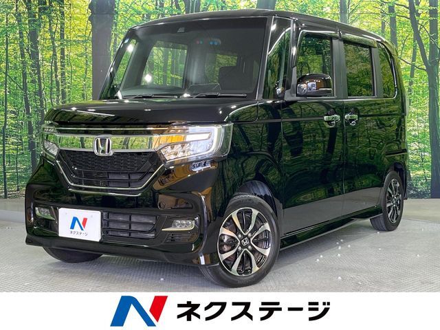 禁煙車　純正ナビ　バックカメラ　電動スライドドア　衝突被害軽減システム