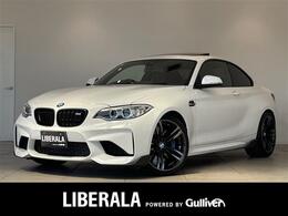 BMW M2クーペ M DCT ドライブロジック サンルーフ　ハーマンカードンサウンド　レ