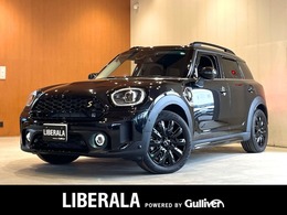 ミニ ミニクロスオーバー クーパー S E オール4 プレミアムプラスパッケージ 4WD CLASSIC TRIM ハイグロスブラックルーフレ