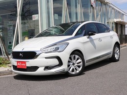 DSオートモビル DS5 シック ブルーHDi レザーパッケージ ディーゼルターボ 2.0LディーゼルターボE/G　レザー　ナビ