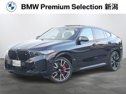 BMW X6 M60i xドライブ 4WD 黒革　パノラマサンルーフ　Harman Kardon
