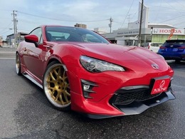 トヨタ 86 2.0 GT BC　FORGED19インチAW　ブレンボキャリパー
