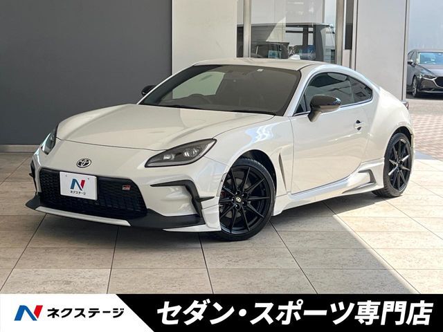 純正18インチアルミ　スポーツブレーキパッド　リアフォグ　シートヒーター