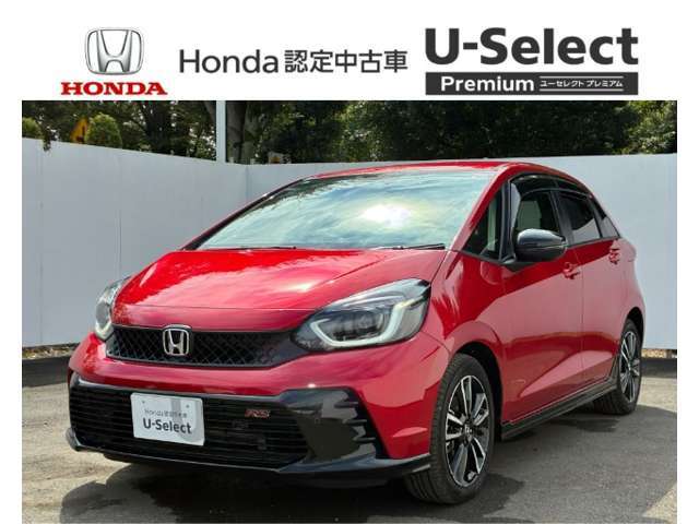 専用エクステリアデザインで精悍なスタイル、 フィット が入庫しました！！