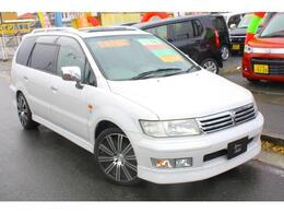 三菱 シャリオグランディス 2.4 エクシード 