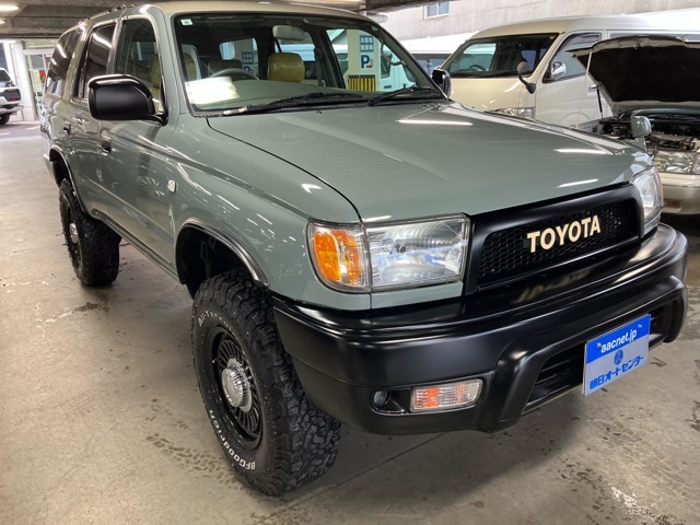 平成14年式　ハイラックスサーフ　SSR-X　4WD　入庫致しました。　アンヴィルグレーオールペイント　リフトアップ　DEAN16インチアルミ　ナローボディ　TOYOTAクラシックグリル　後期モデル