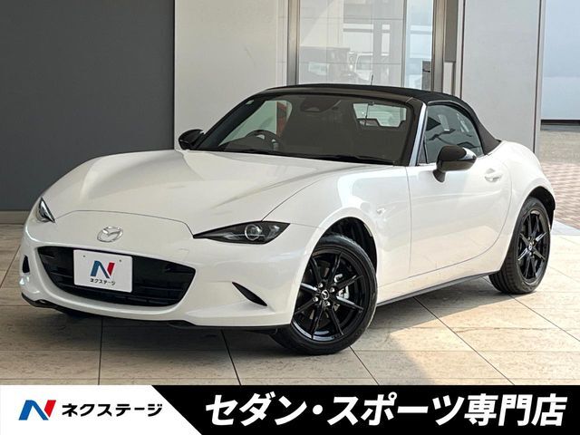 AppleCarPlay対応　LEDヘッドライト　純正16インチアルミ