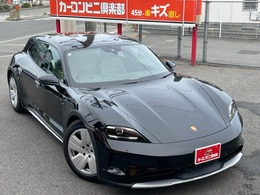 ポルシェ タイカンクロスツーリスモ 4 4シート 4WD 新型現行モデル　正規D車　新車保証継承付