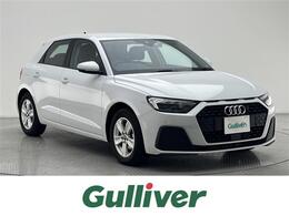 アウディ A1スポーツバック 25 TFSI 純正メモリーナビ　AM　FM　BT　バックカメ