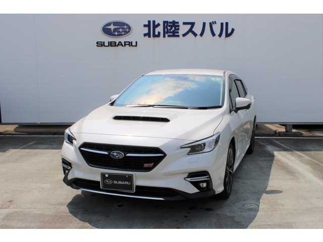 車検整備を実施してのお渡しです1800ccターボエンジンのレヴォーグ入庫しました！！