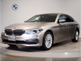 BMW 5シリーズ 530i ラグジュアリー ハーマンカードンSブラックレザーヘッドUPD