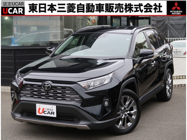 令和4年式　RAV4　2000cc　4WD　5人乗り　20,041km