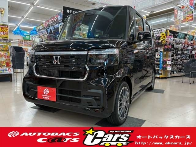 オートバックスカーズ姫路リバーシティ店です♪お車が入庫致しました！令和7年式　ホンダ「N-BOXカスタム」グレードは「ターボ」カラーは「クリスタルブラック・パール」です！