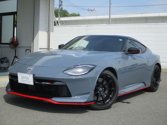 群馬BMWプレミアムセレクション前橋は認定中古車販売のスペシャリストとして品質へのこだわり、特に喫煙歴の無いだれもが気持ちよく購入検討いただける車両を展示しております。遠方からもお問い合わせください。