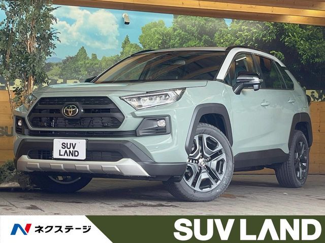 禁煙車　登録済未使用車　純正10型ナビ　バックカメラ　レーダークルーズ