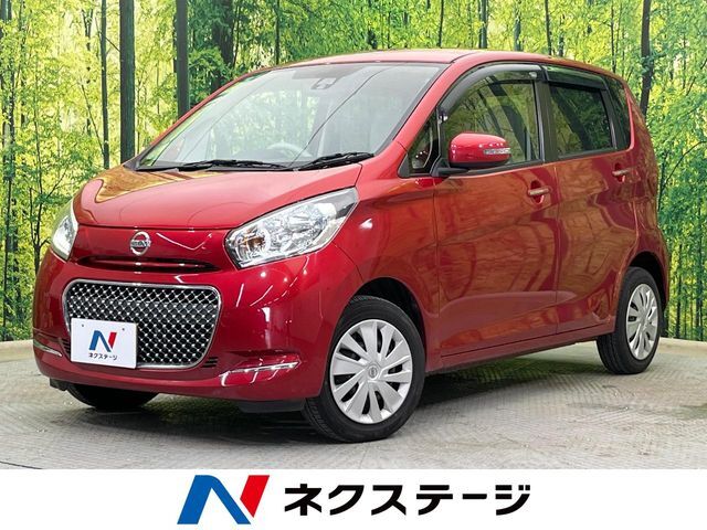 4WD　純正ナビ　全周囲カメラ　エマージェンシーブレーキ　禁煙車
